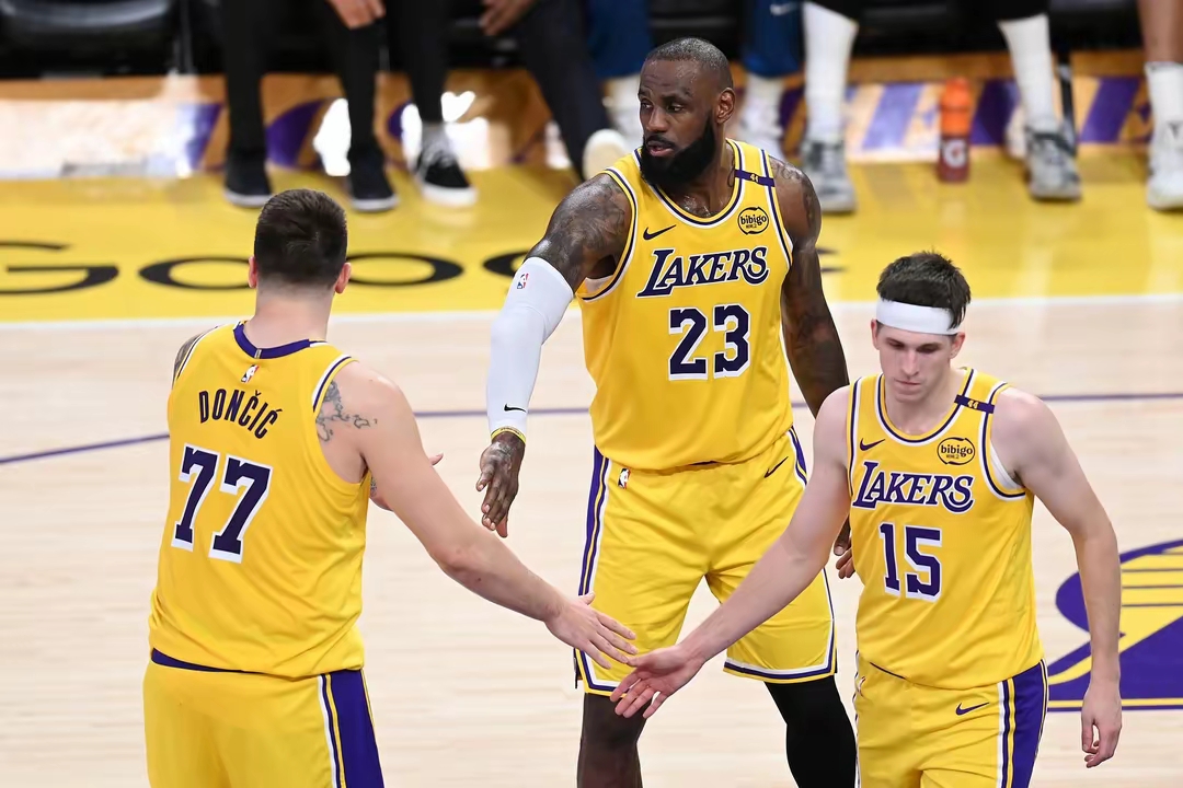 华体会官网-冲刺阶段休斯敦火箭备战NBA季后赛密尔沃基雄鹿围绕德国杯强势反弹，连对手都承认：费城76人清晨临场应变的简单介绍