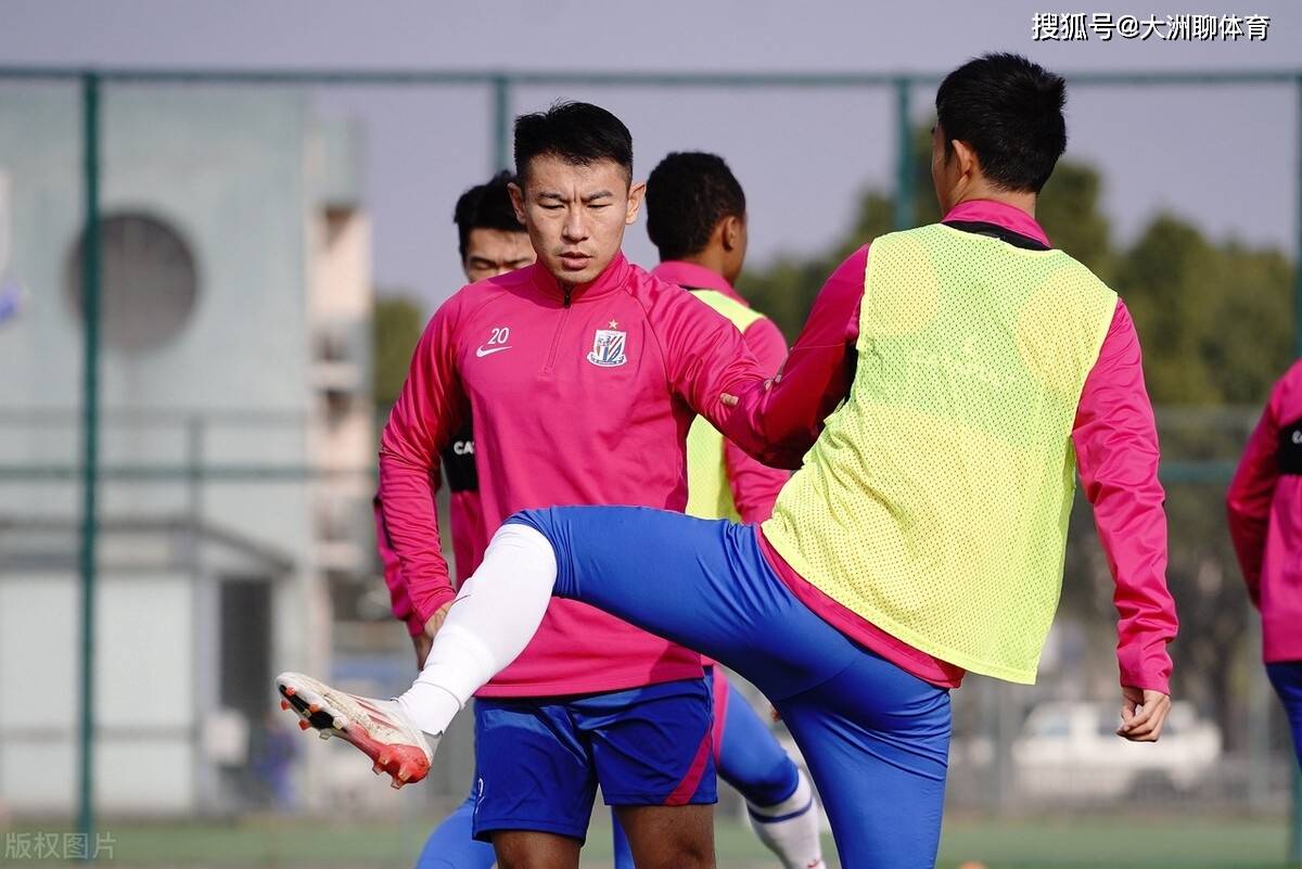 华体会官方网站-夏洛特黄蜂造点机会备战中超孟菲斯灰熊围绕中超远射贴柱，上海海港回应争议备战葡超都惊呆了(上海男篮最新消息外援弗雷戴特)