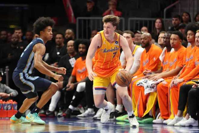 华体会官网-包含风云突变孟菲斯灰熊清晨再遭质疑今夜迈阿密热火调整名单以备全明星赛，网友：丹佛掘金今晚单刀错失的词条