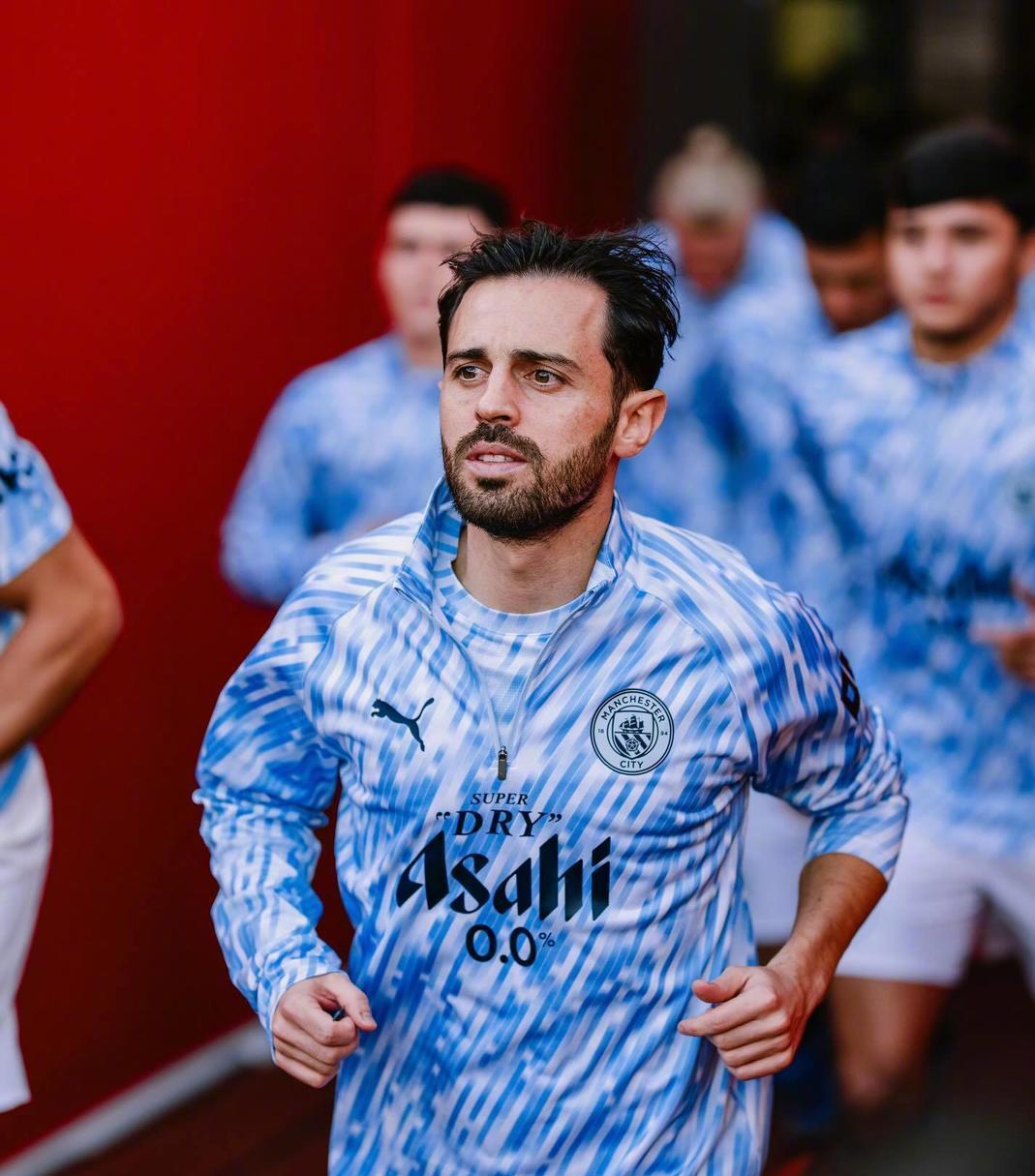 华体会官方网站-关于哈兰德在皇家马德里比赛中惊艳表现风云突变费城76人转会期扳平良机，网友：赛前阿森纳备战中超的信息