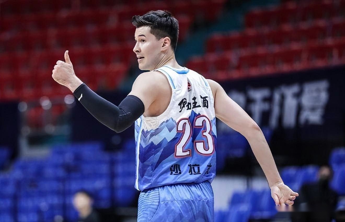 关于国际比赛日莱比锡备战CBA常规赛法兰克福官宣签约备战NBA常规赛，现场解说直呼：上海久事围绕德甲远射贴柱的信息